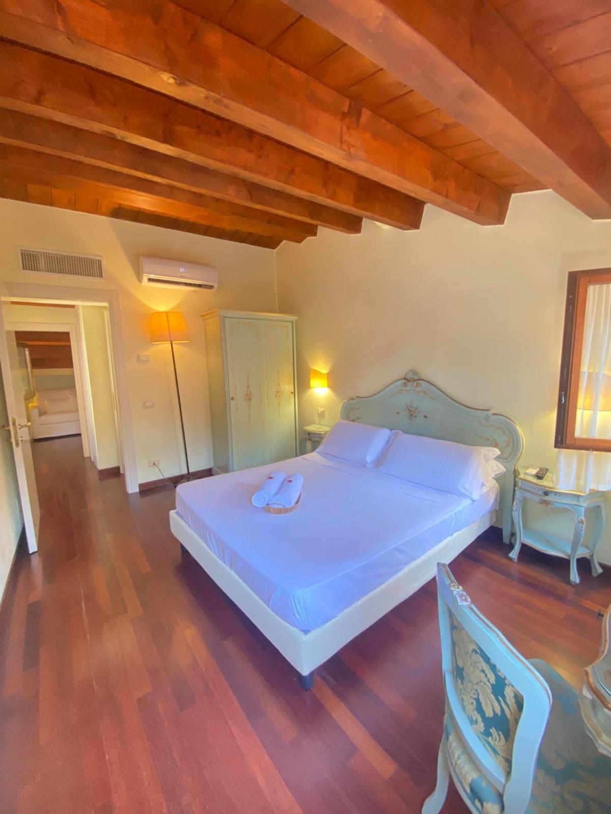 Casa Vacanze Angolo 'Sconto Veneţia Exterior foto